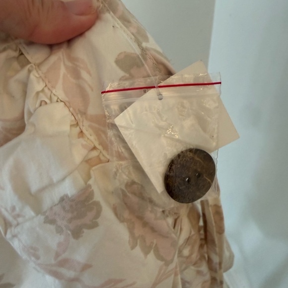 NWT Free People Meet Me in Maui Cream Floral Mini Dress size Large - Picture 7 of 7